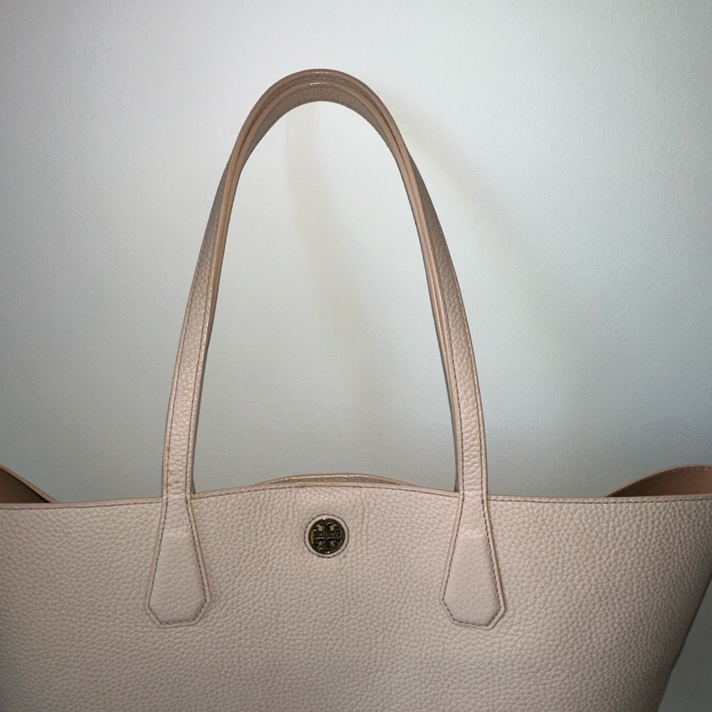 💗 Tory Burch Pink Pebbled Leather  Tote | Large Neutral Shopper | 17.5” Wide - Picture 8 of 12